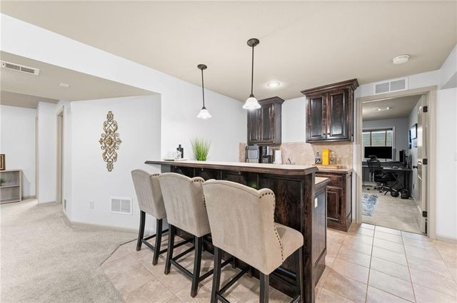 1412 SW Whistle Drive, Lee's Summit, MO 64082