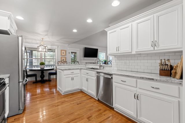 3401 Willow Lake Circle, Chattanooga, TN 37419