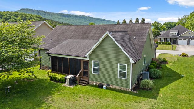 3401 Willow Lake Circle, Chattanooga, TN 37419