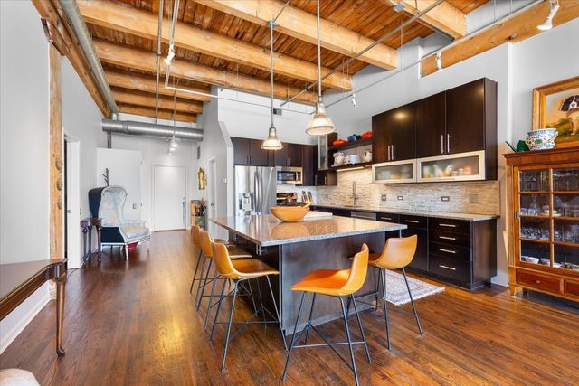 312 N MAY Street 4D, Chicago, IL 60607
