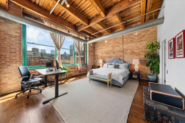 312 N MAY Street 4D, Chicago, IL 60607