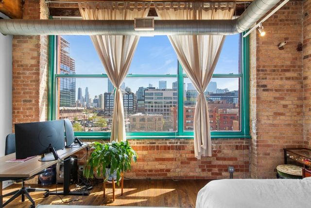312 N MAY Street 4D, Chicago, IL 60607