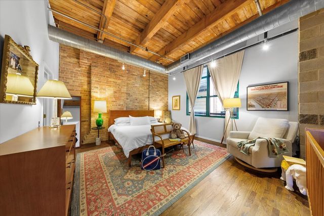 312 N MAY Street 4D, Chicago, IL 60607