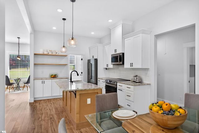 184 Woodland Avenue, Inman, SC 29349