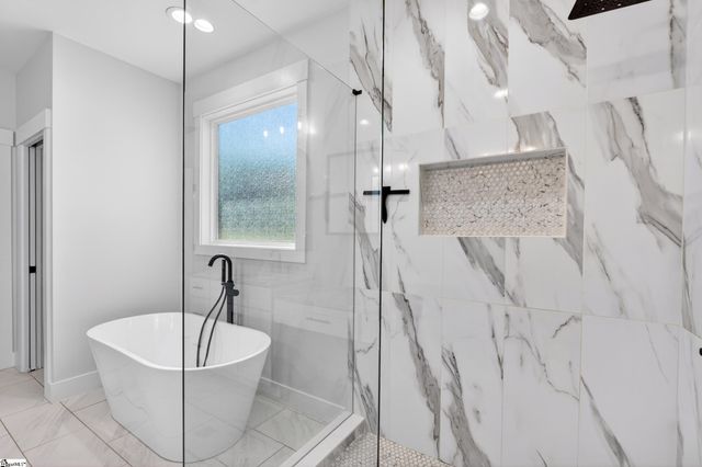 184 Woodland Avenue, Inman, SC 29349