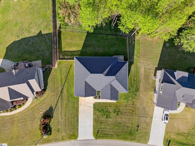 184 Woodland Avenue, Inman, SC 29349