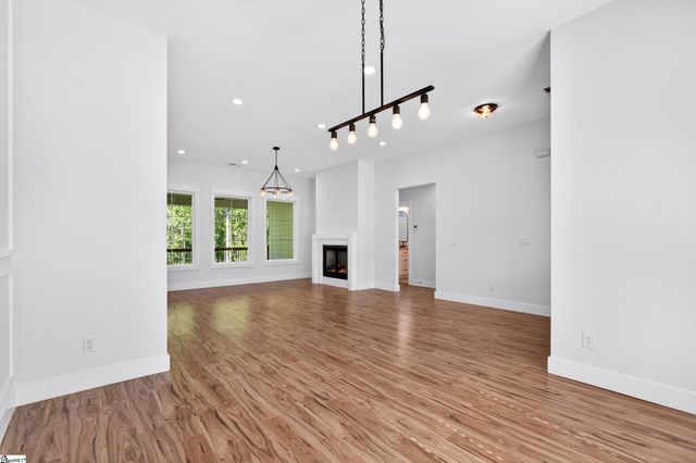 184 Woodland Avenue, Inman, SC 29349