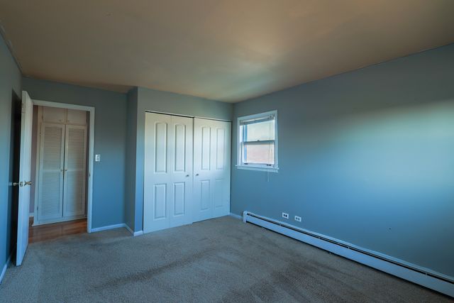 4410 W 111th Street 302, Oak Lawn, IL 60453