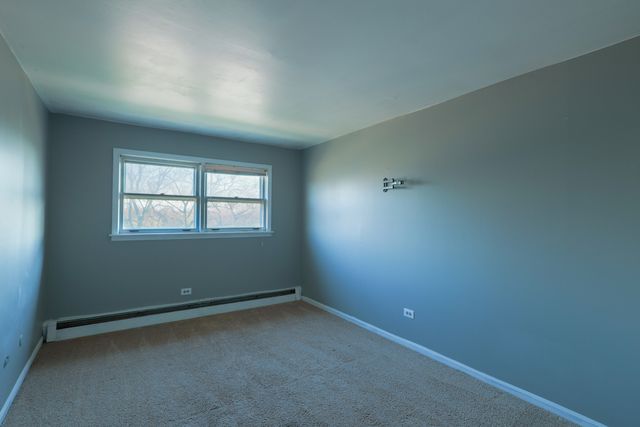 4410 W 111th Street 302, Oak Lawn, IL 60453