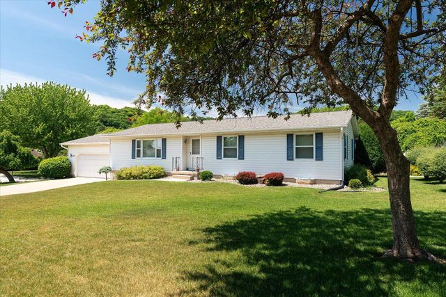 224 Eagles Bluff ROAD, La Crescent, MN 55947