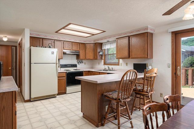224 Eagles Bluff ROAD, La Crescent, MN 55947