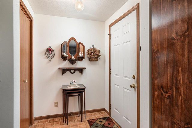 224 Eagles Bluff ROAD, La Crescent, MN 55947