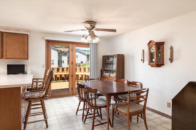 224 Eagles Bluff ROAD, La Crescent, MN 55947