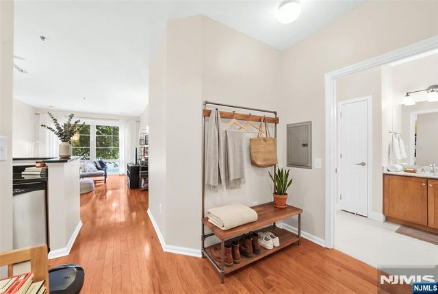 24 Ave At Port Imperial 126, West New York, NJ 07093