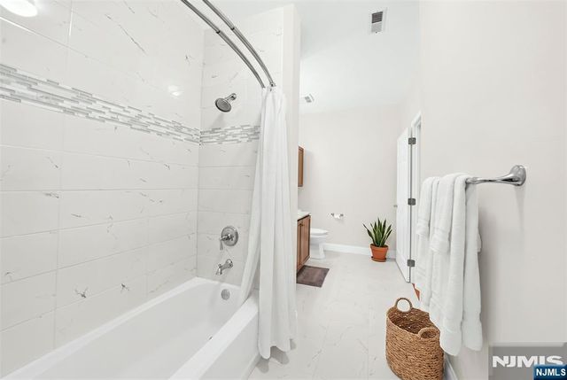 24 Ave At Port Imperial 126, West New York, NJ 07093