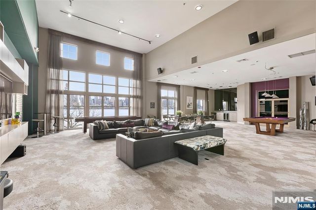 24 Ave At Port Imperial 126, West New York, NJ 07093