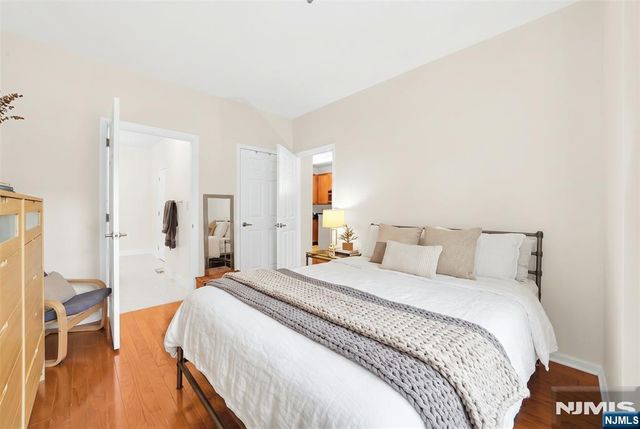 24 Ave At Port Imperial 126, West New York, NJ 07093