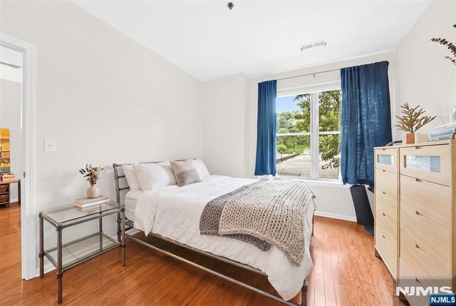 24 Ave At Port Imperial 126, West New York, NJ 07093