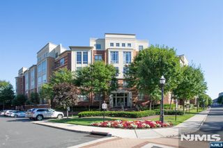 24 Ave At Port Imperial 126, West New York, NJ 07093