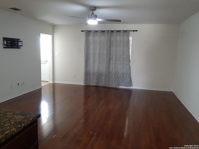 6843 Luckey Path, San Antonio, TX 78252