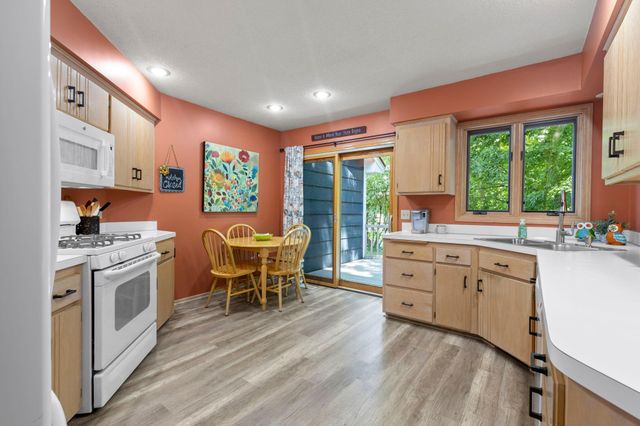 16840 56th Street NE, Rogers, MN 55374