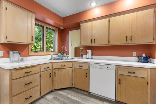 16840 56th Street NE, Rogers, MN 55374