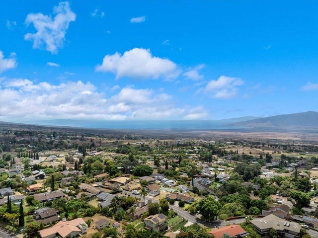 35 Kau St, Kula, HI 96790