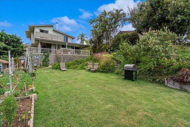 35 Kau St, Kula, HI 96790