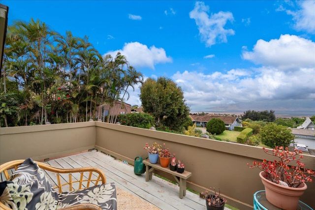 35 Kau St, Kula, HI 96790