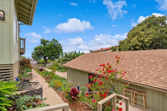 35 Kau St, Kula, HI 96790