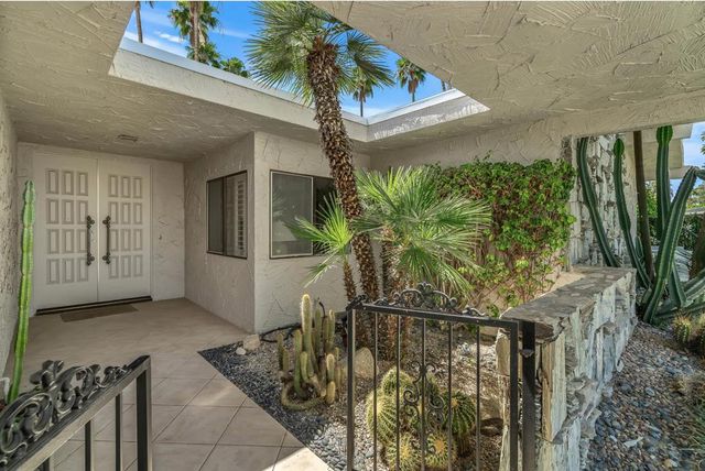 1575 Toledo Circle, Palm Springs, CA 92264