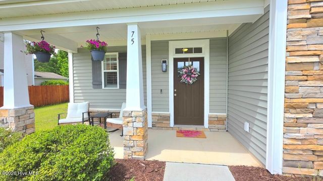 75 Fletcher Lane, Hampstead, NC 28443