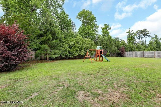 75 Fletcher Lane, Hampstead, NC 28443