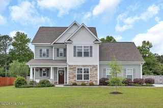 75 Fletcher Lane, Hampstead, NC 28443