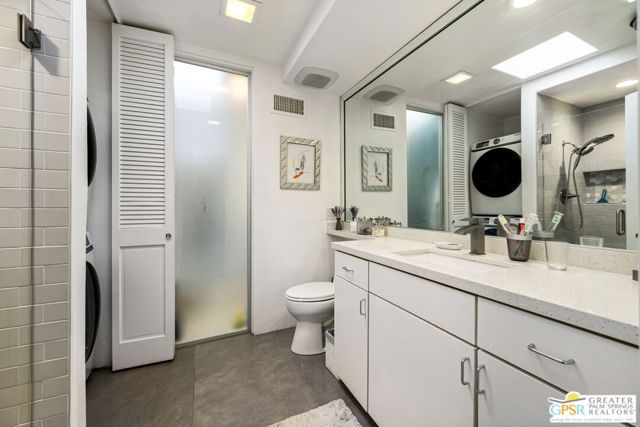 130 W Racquet Club Road 506, Palm Springs, CA 92262