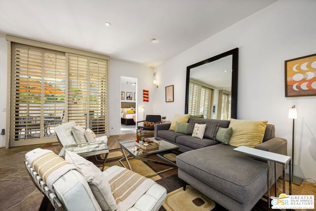 130 W Racquet Club Road 506, Palm Springs, CA 92262