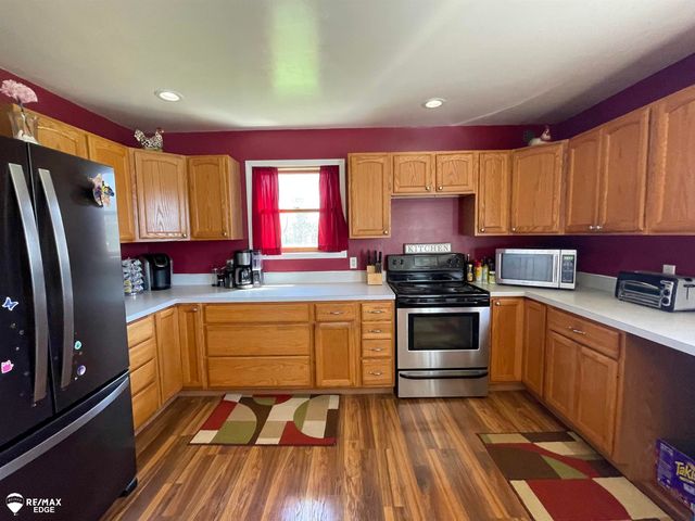 10516 Wilson Road, Forest Twp, MI 48463