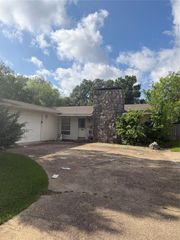 3210 Saint Croix Drive, Dallas, TX 75229