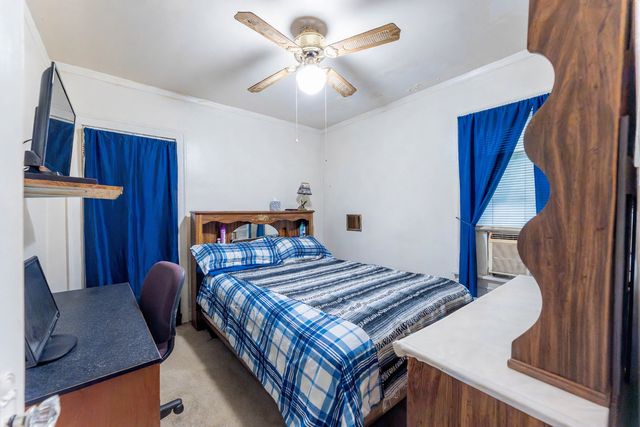 8129 S Cornell Avenue, Chicago, IL 60617