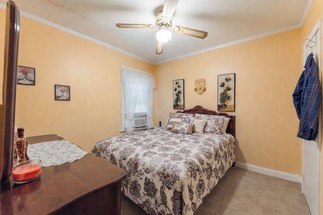 8129 S Cornell Avenue, Chicago, IL 60617