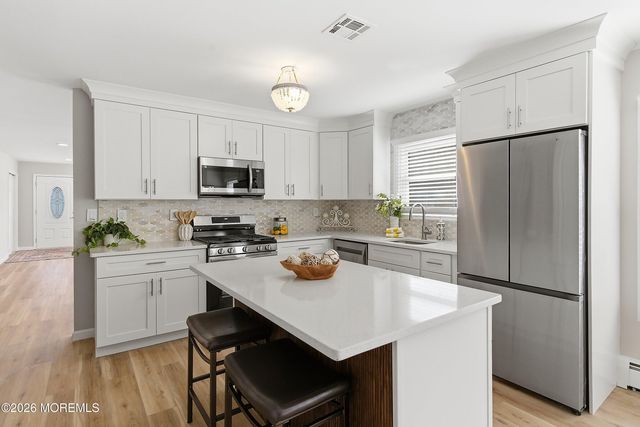 20 Paradise Boulevard, Toms River, NJ 08757