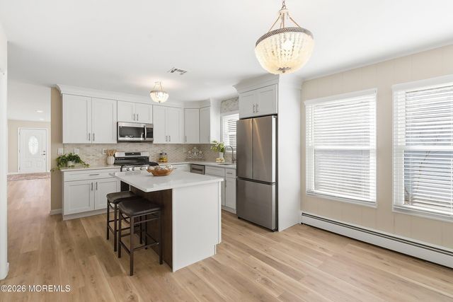 20 Paradise Boulevard, Toms River, NJ 08757