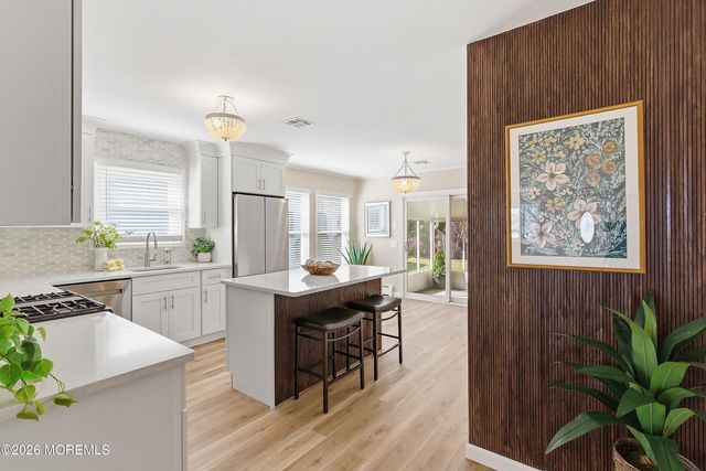 20 Paradise Boulevard, Toms River, NJ 08757