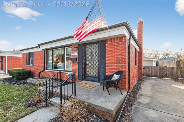 26117 Cubberness Street, St. Clair Shores, MI 48081