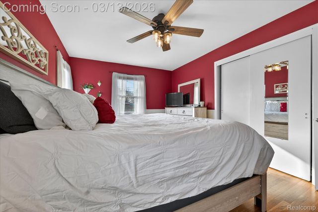 26117 Cubberness Street, St. Clair Shores, MI 48081