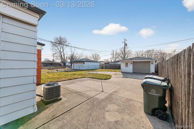 26117 Cubberness Street, St. Clair Shores, MI 48081