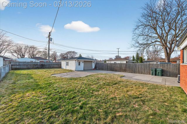 26117 Cubberness Street, St. Clair Shores, MI 48081