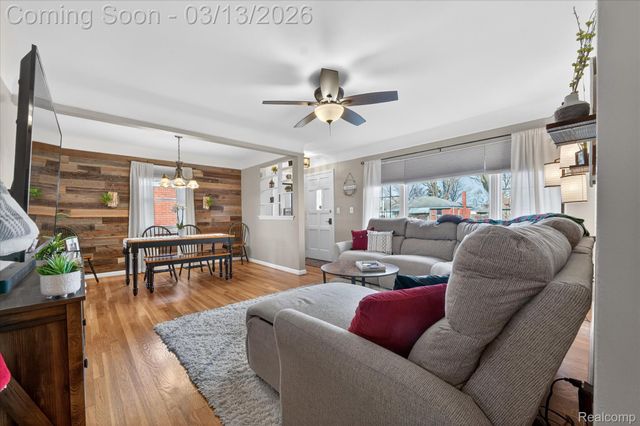 26117 Cubberness Street, St. Clair Shores, MI 48081