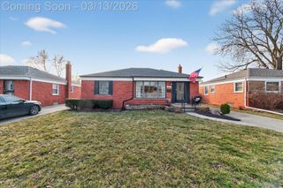 26117 Cubberness Street, St. Clair Shores, MI 48081