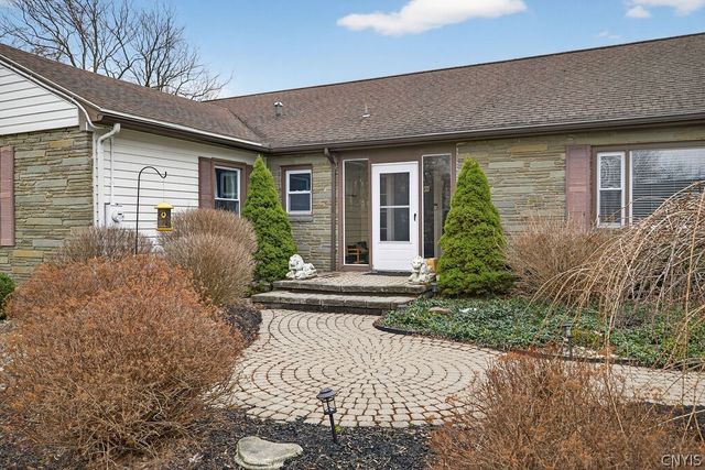 3602 Howlett Hill Road, Onondaga, NY 13031